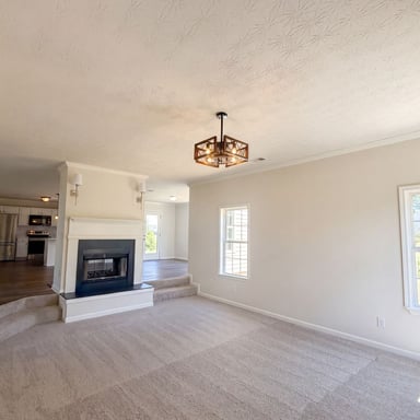 Property photo 3 of 2925 Lake Port Dr