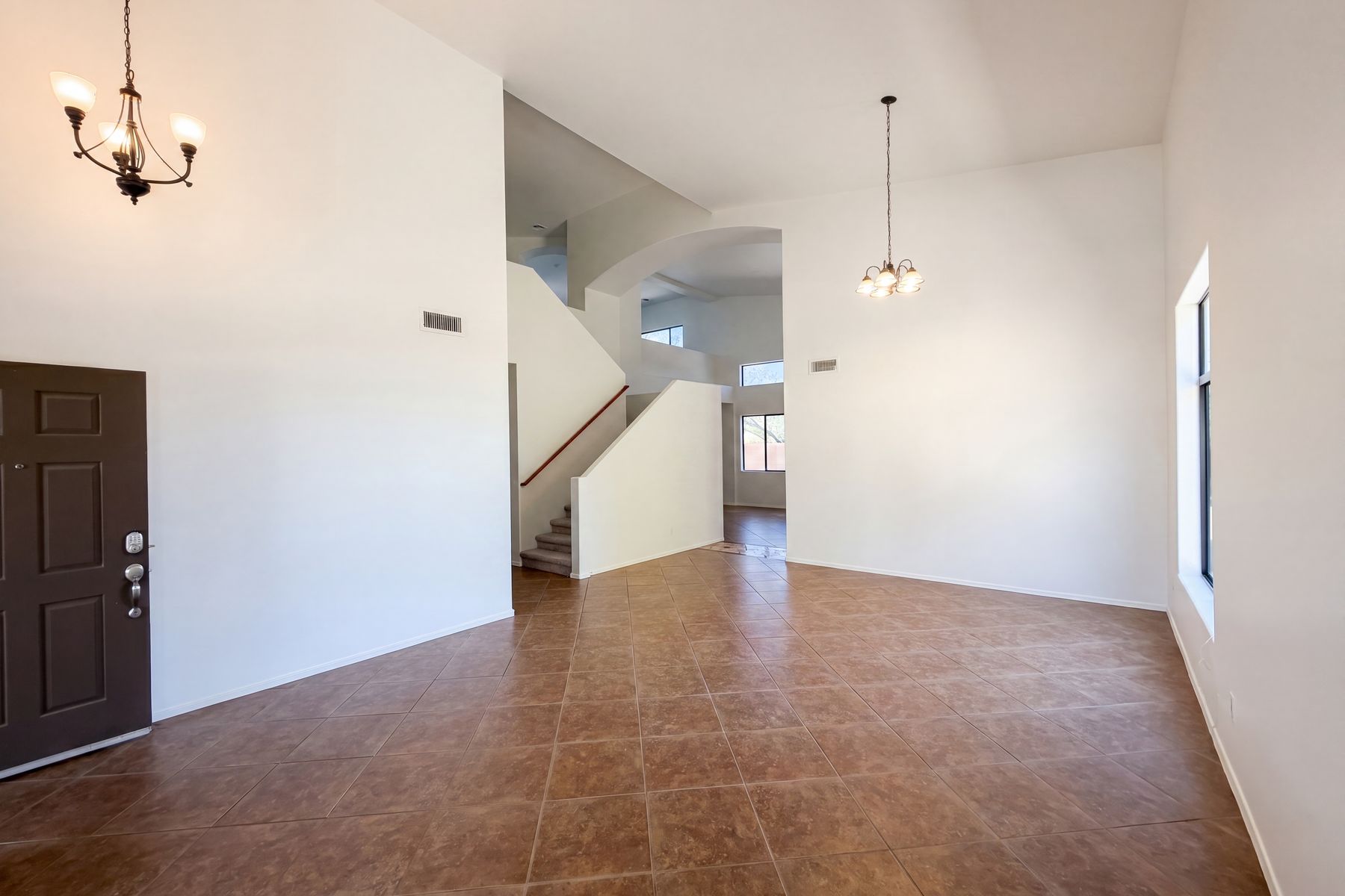 Property photo 3 of 6 E Placita Vista Alegre