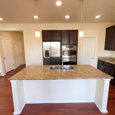 Property photo 2 of 6334 N Ensenada Ct