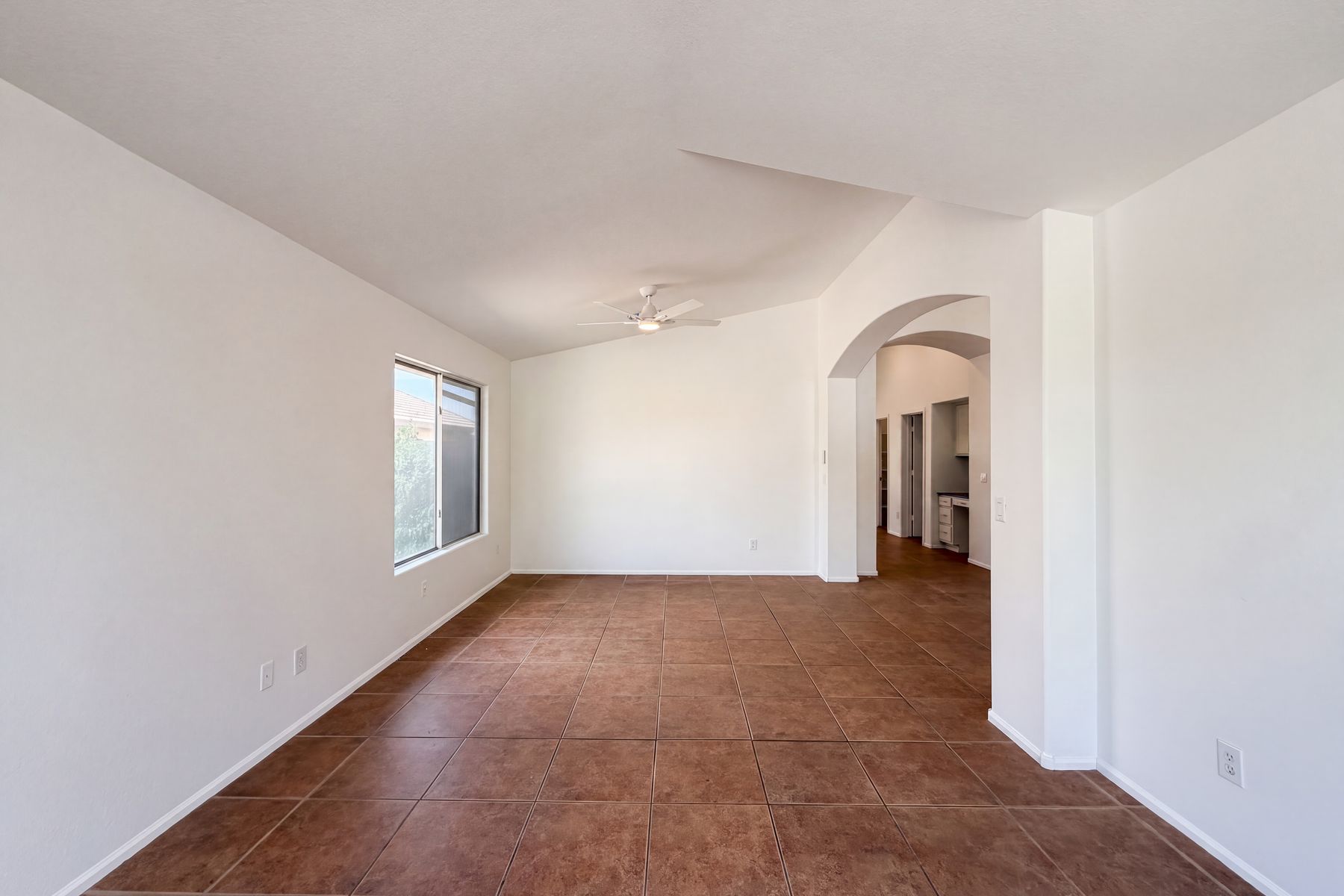 Property photo 3 of 16735 W McKinley St