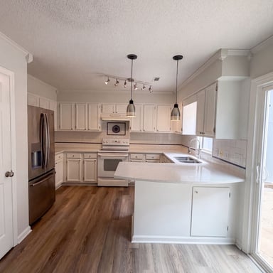 Property photo 1 of 4305 Kaplan Dr