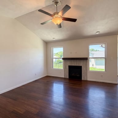 Property photo 3 of 7932 Laurel Flats Dr