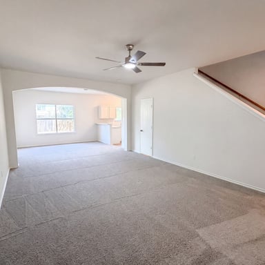 Property photo 3 of 710 Encanto Dr