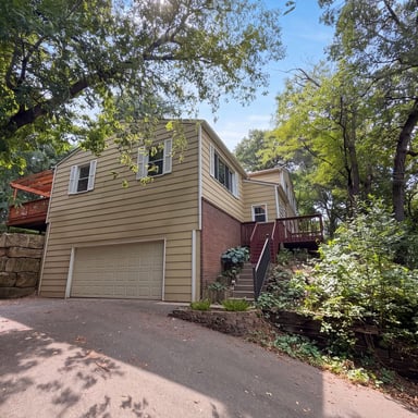 Property photo 1 of 2509 Oakwood Dr