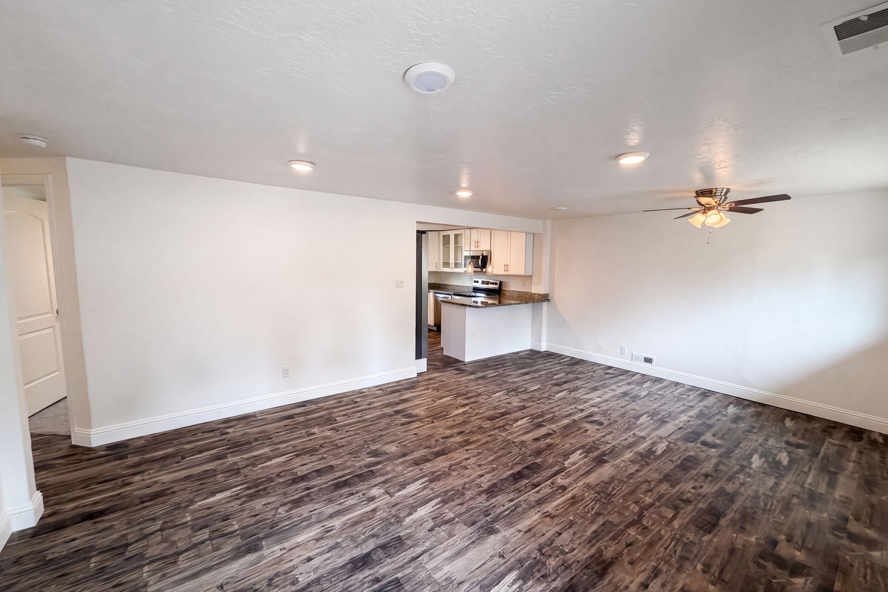 Property photo 3 of 1346 Harrop St