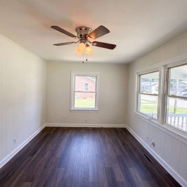 Property photo 3 of 90 Anthony St
