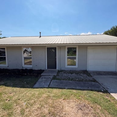 Property photo 1 of 7627 Glen Fls