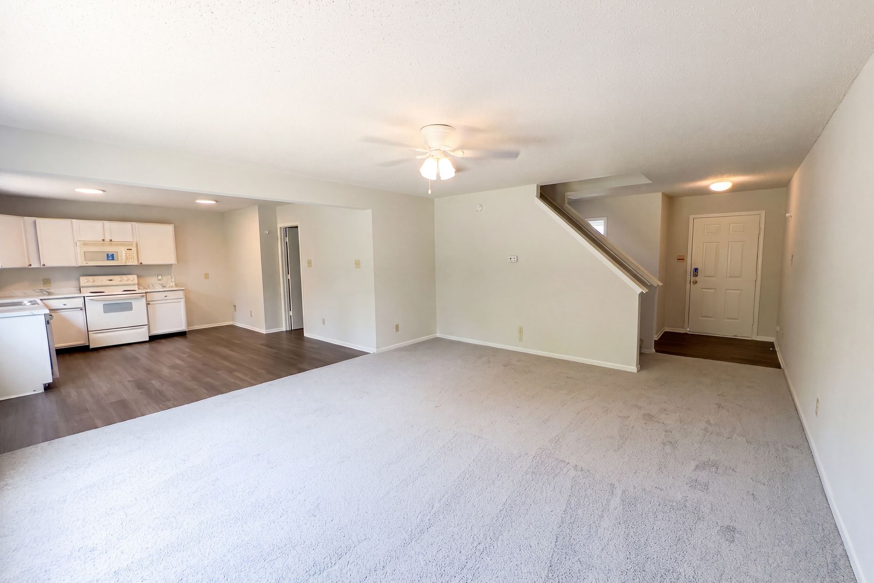 Property photo 3 of 953 Balto Dr
