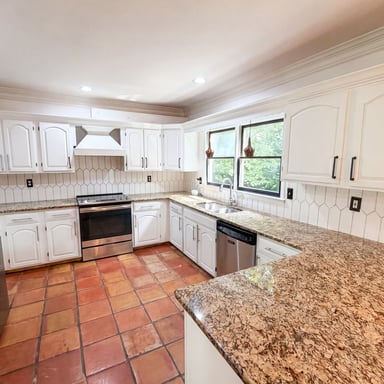 Property photo 2 of 644 Laurel Wood Dr SW