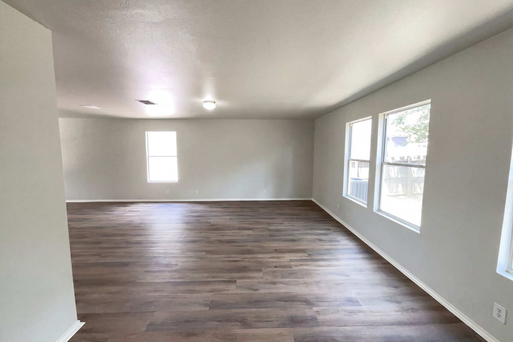 Property photo 3 of 13206 Baldwin Rdg