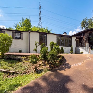 Property photo 1 of 6112 Pinehurst Dr