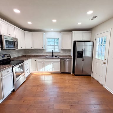 Property photo 2 of 10933 Pointer Ridge Dr