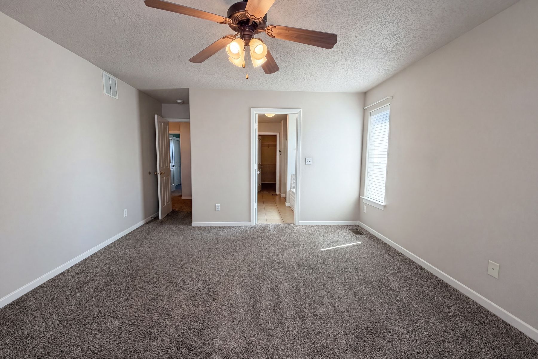 Property photo 3 of 2513 Milagro Ridge Ct NE