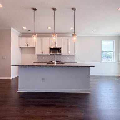 Property photo 2 of 119 E Caxton Ct