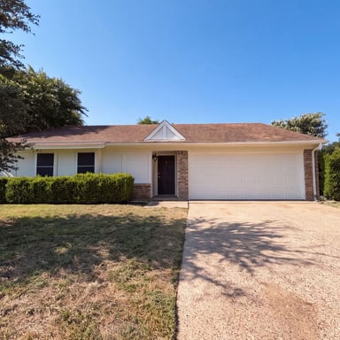 Property photo 1 of 1713 Steinburg Ln