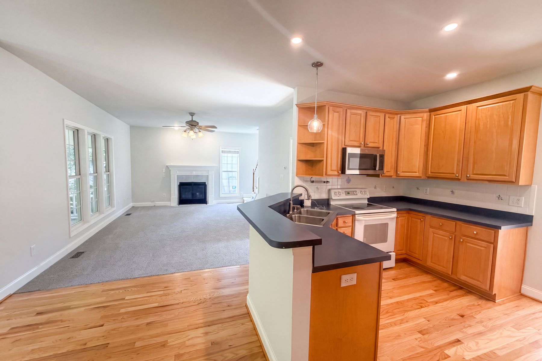 Photo 2 of 20 of 1702 Patterson Grove Rd, Apex, NC