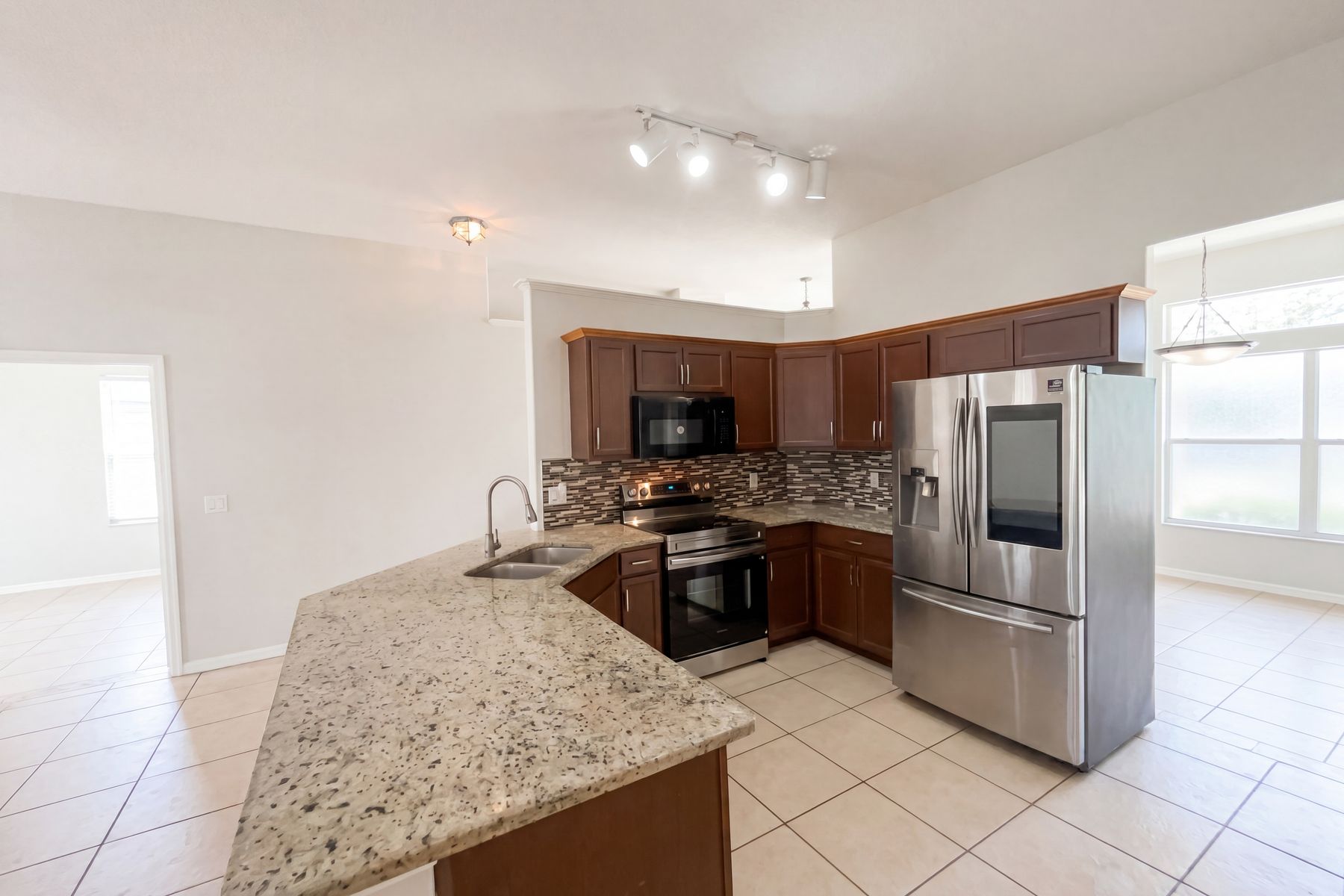 Photo 2 of 35 of 62 Cordona Dr, Kissimmee, FL