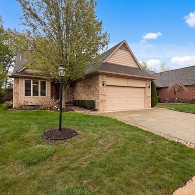 Property photo 1 of 52186 Jacqueline Ct