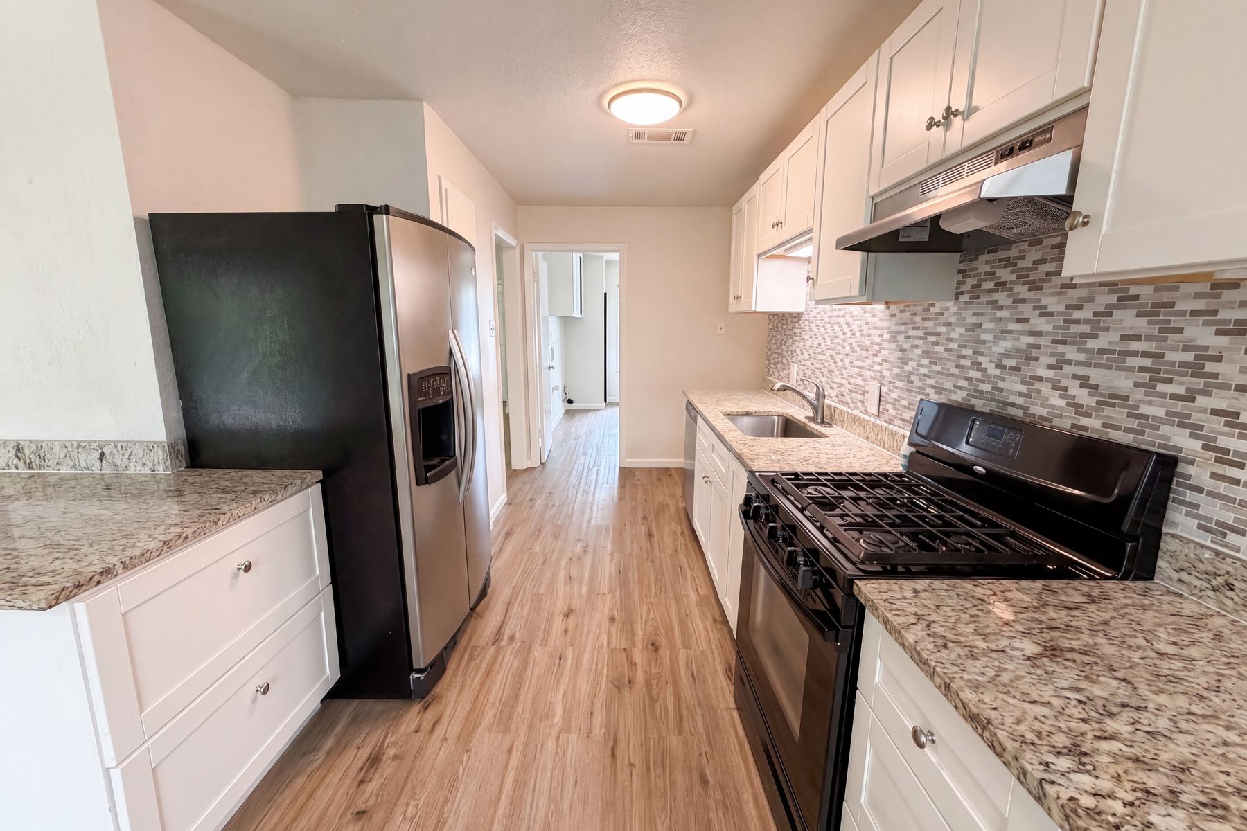Photo 2 of 18 of 3720 Wingate Dr, Waco, TX