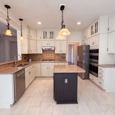 Property photo 2 of 110 Lyman Oak Ct
