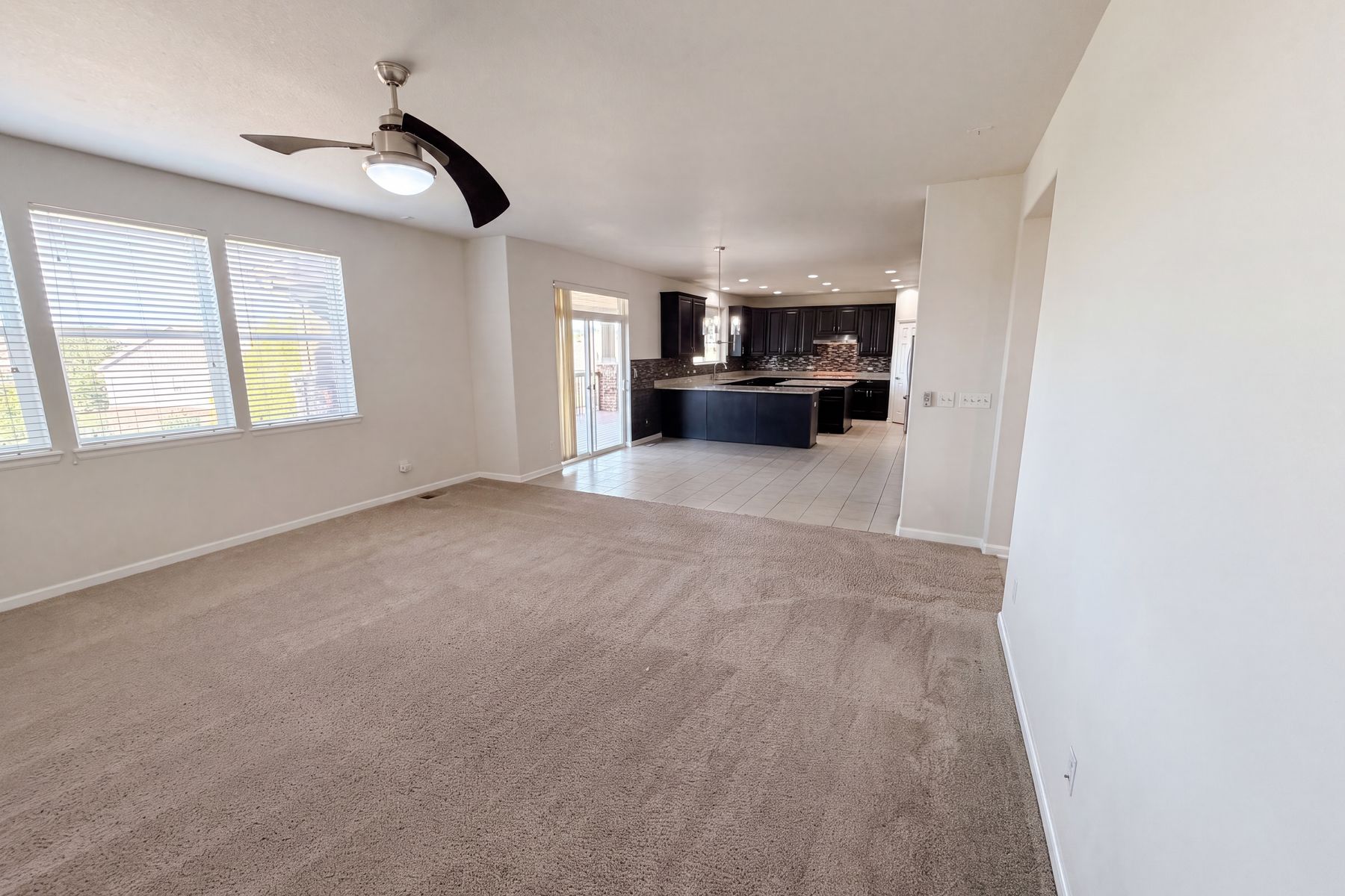 Property photo 3 of 22197 E Easter Cir
