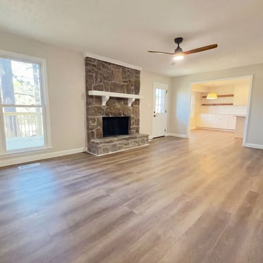 Property photo 3 of 5048 Kerry Downs Rd