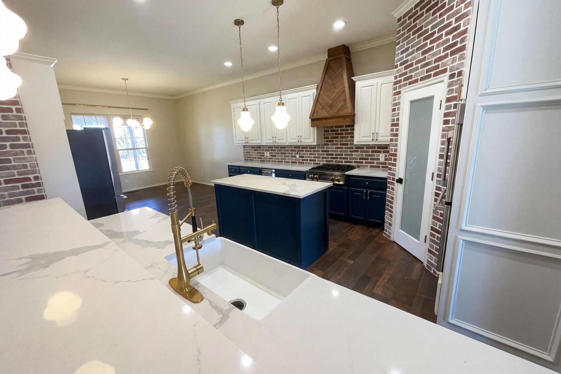 Photo 2 of 18 of 4221 Darril Rd, Edmond, OK
