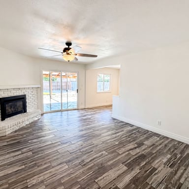 Property photo 3 of 1422 Oakmont Dr