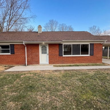 Property photo 1 of 210 Littlebrook Dr