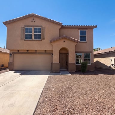 Property photo 1 of 1043 E Daniella Dr