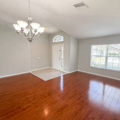 Property photo 3 of 575 Sea Holly Dr