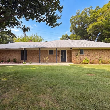 Property photo 1 of 5204 Camino Dos Lagos Dr