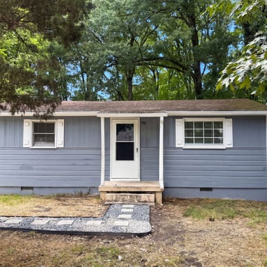 Property photo 1 of 305 Woodbury St