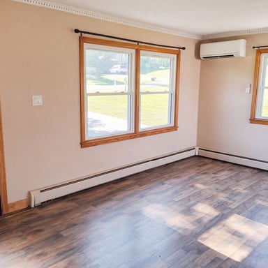 Property photo 3 of 4888 Pinecrest Rd