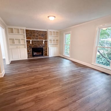 Property photo 3 of 212 Conrad Cir