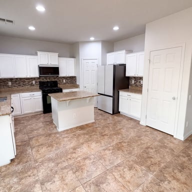 Property photo 2 of 5417 W Parsons Rd