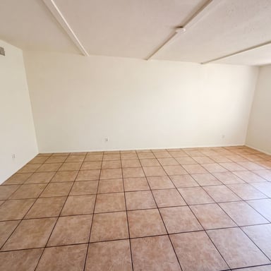 Property photo 3 of 4425 S Silver Beech Ave