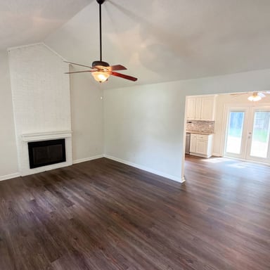 Property photo 3 of 3505 Sandberry Dr