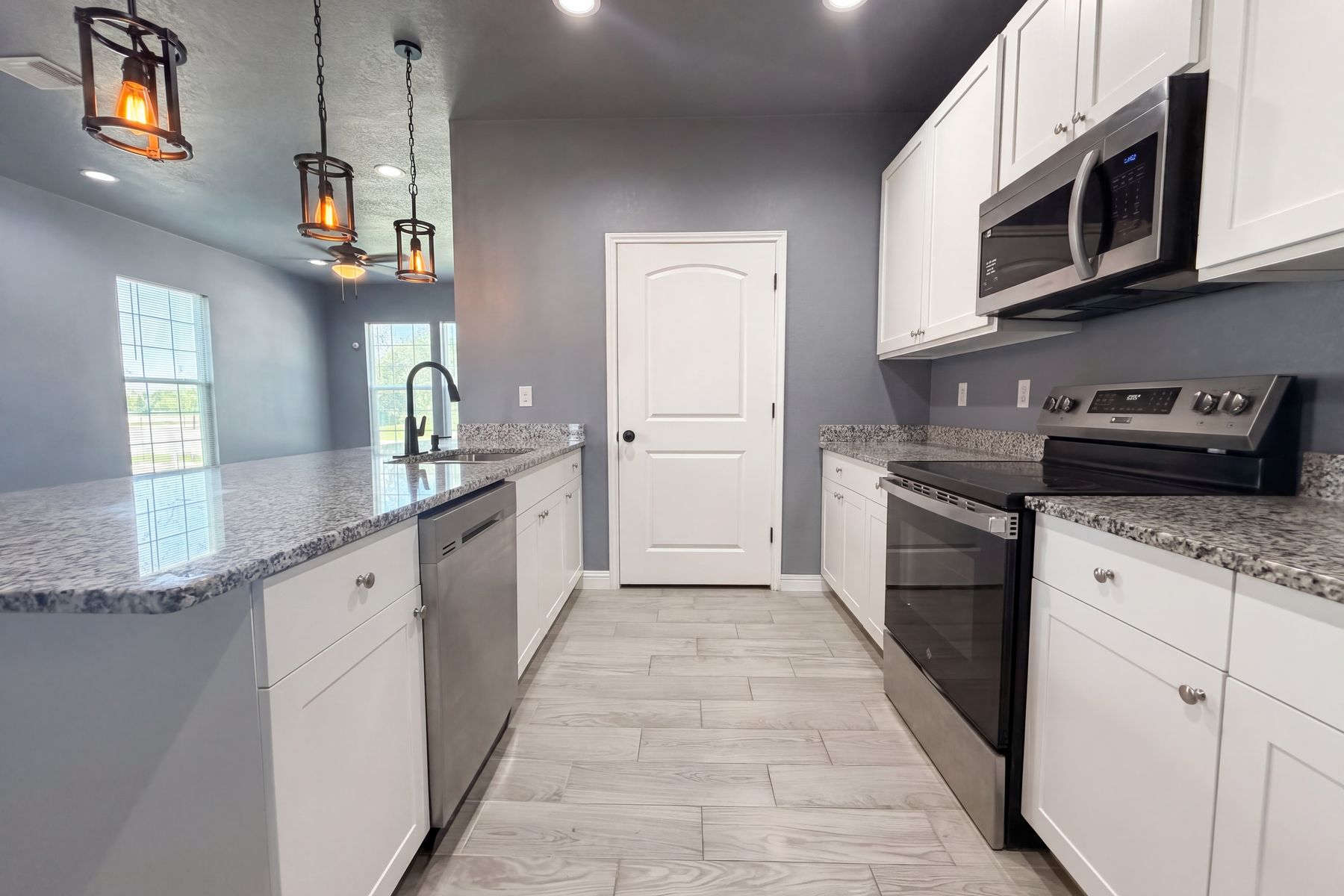 Photo 2 of 13 of 514 Wilchester St, San Antonio, TX