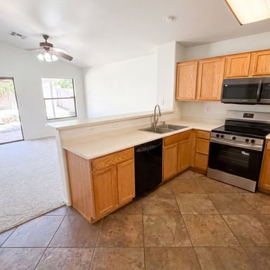 Property photo 2 of 8271 N 112th Ave