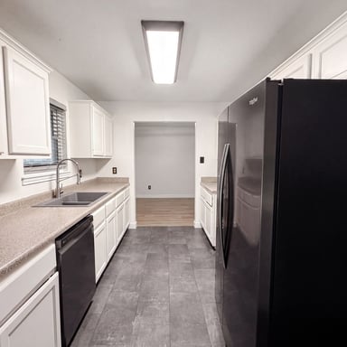 Property photo 2 of 2505 Lain Dr