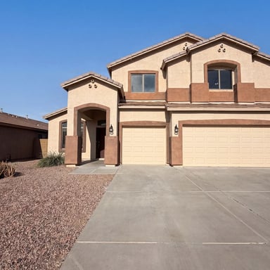 Property photo 1 of 18689 N Miller Way