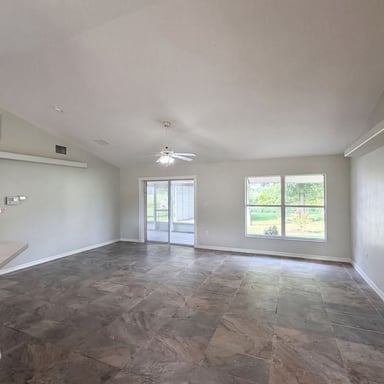 Property photo 3 of 314 Dupont Cir