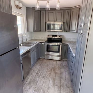 Property photo 2 of 301 4th St