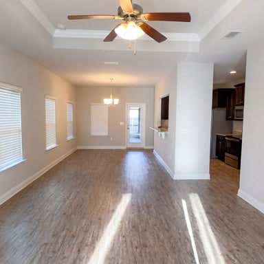 Property photo 3 of 1740 Covington Ln