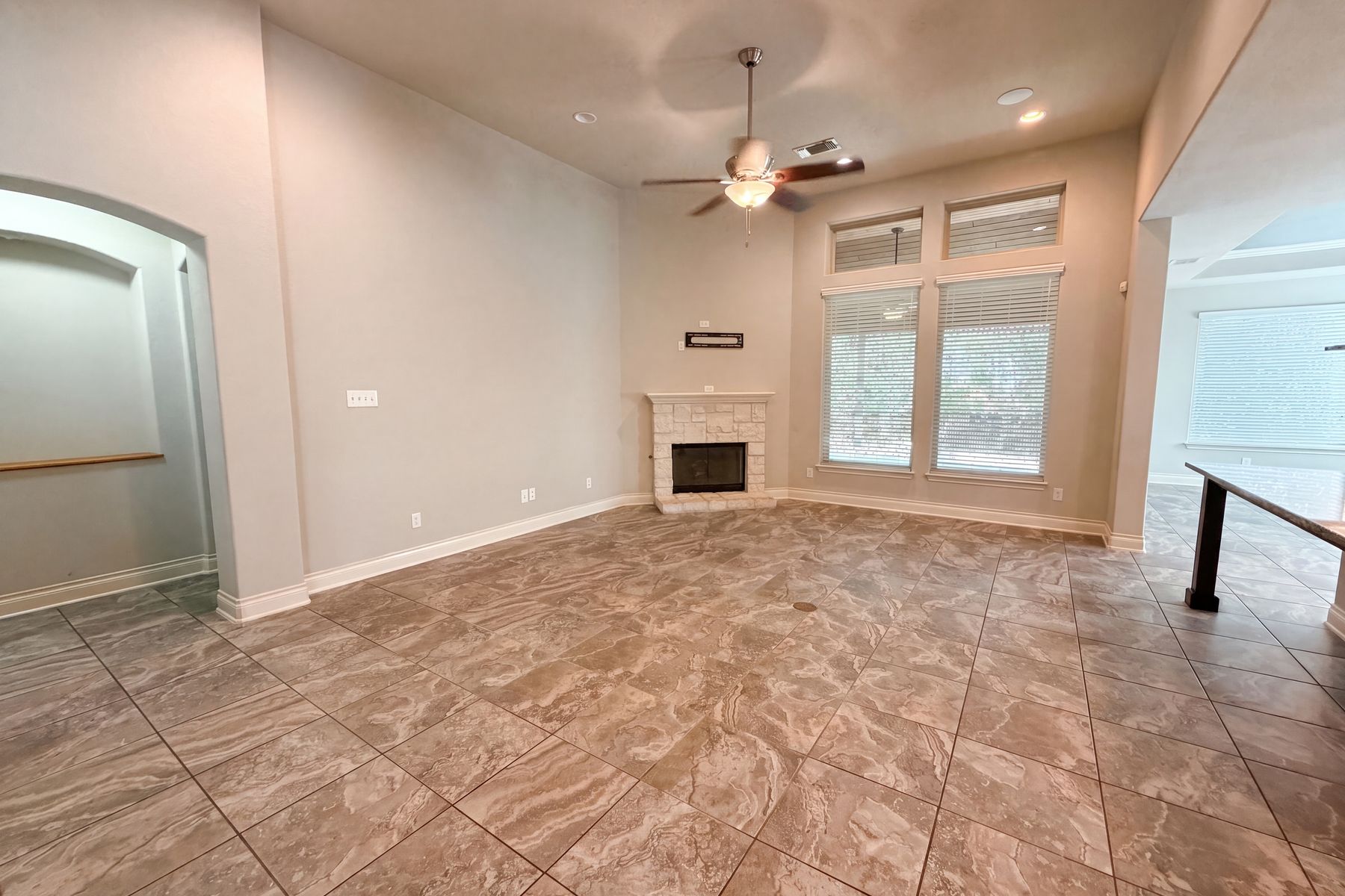 Property photo 3 of 1058 Cedar Glen Dr