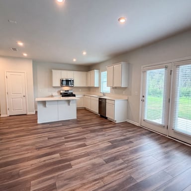Property photo 2 of 1165 Eagleston Way