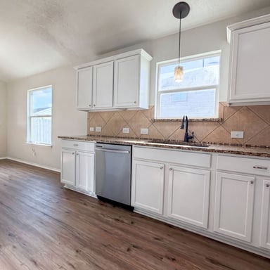 Property photo 2 of 2886 Oakbranch Rdg