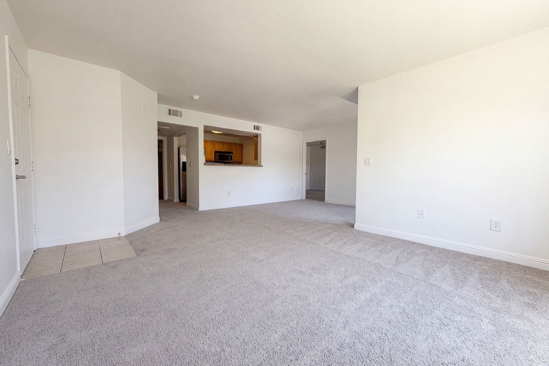 Property photo 3 of 5055 W Hacienda Ave Unit 1002