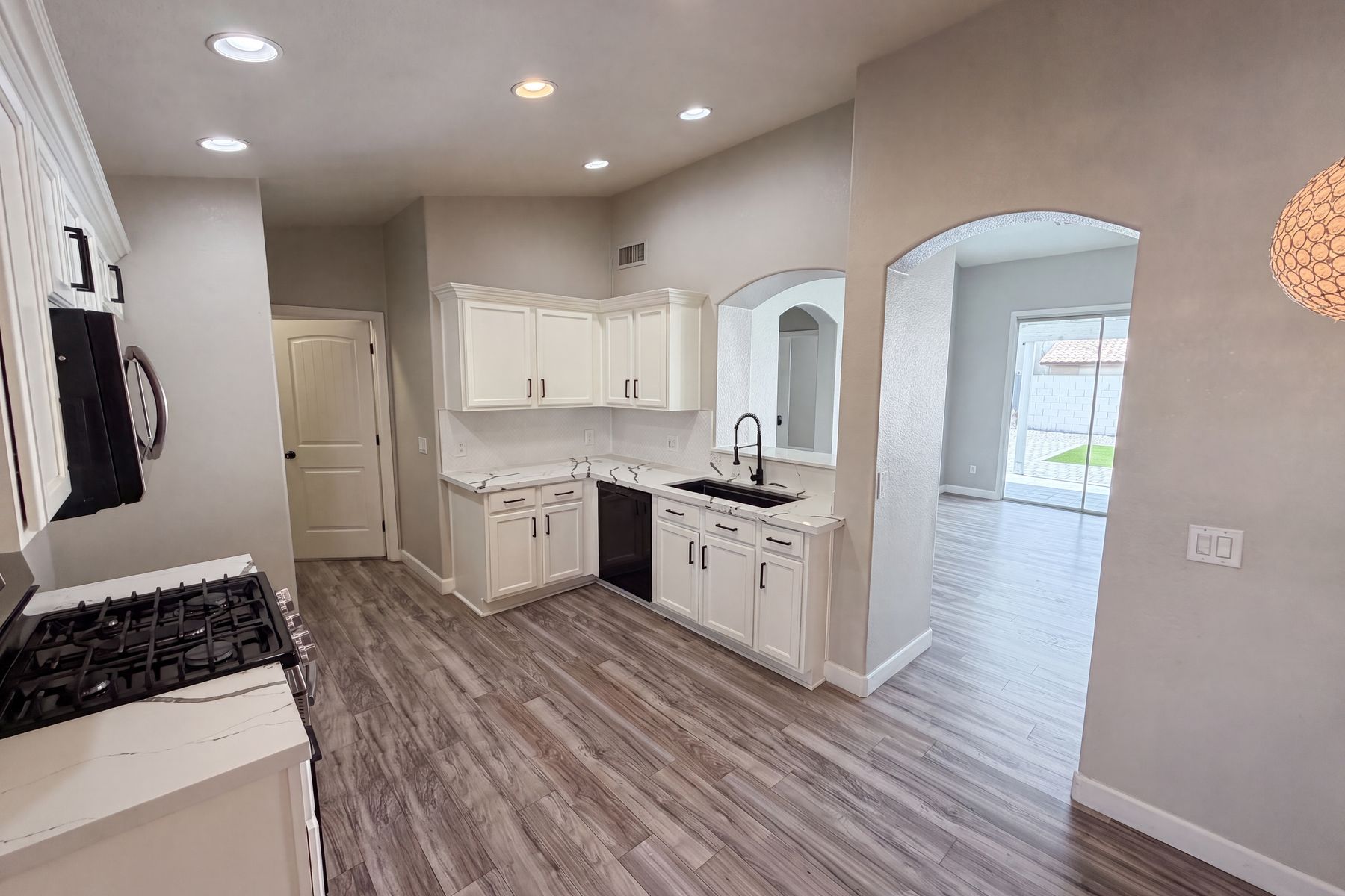 Photo 2 of 30 of 16245 W Tonto St, Goodyear, AZ
